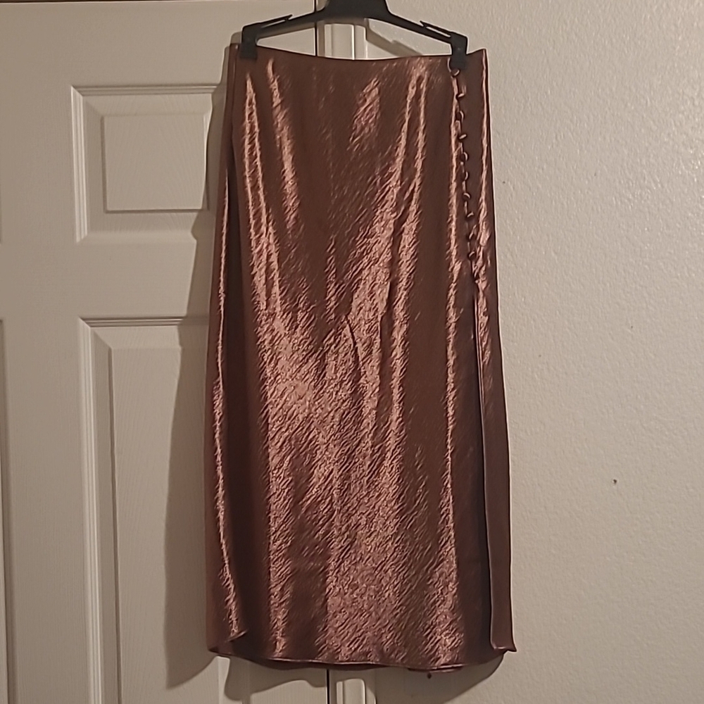 Elegant Satin Midi Skirt - Rose Gold